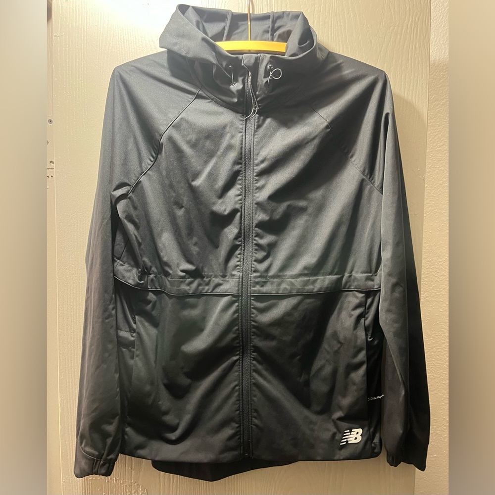 New Balance Running Jacket, Wmn’s Small, Black, Full Zip w/Hood, Great Condition